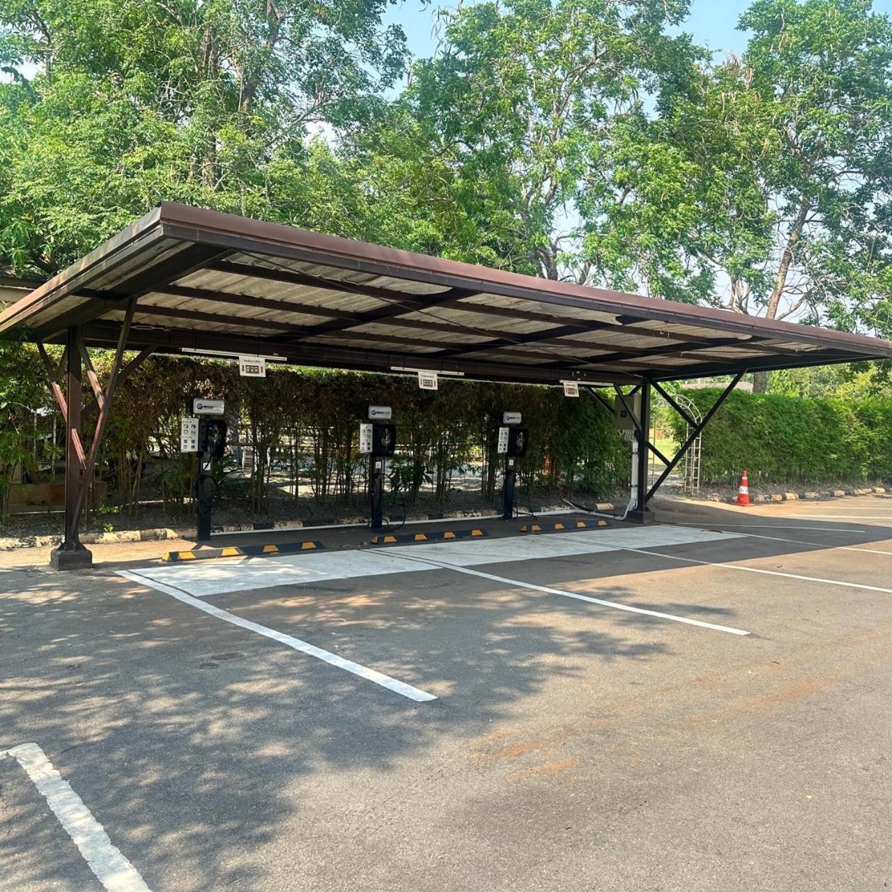Lacol Khaoyai Hotel Mu Si Bagian luar foto